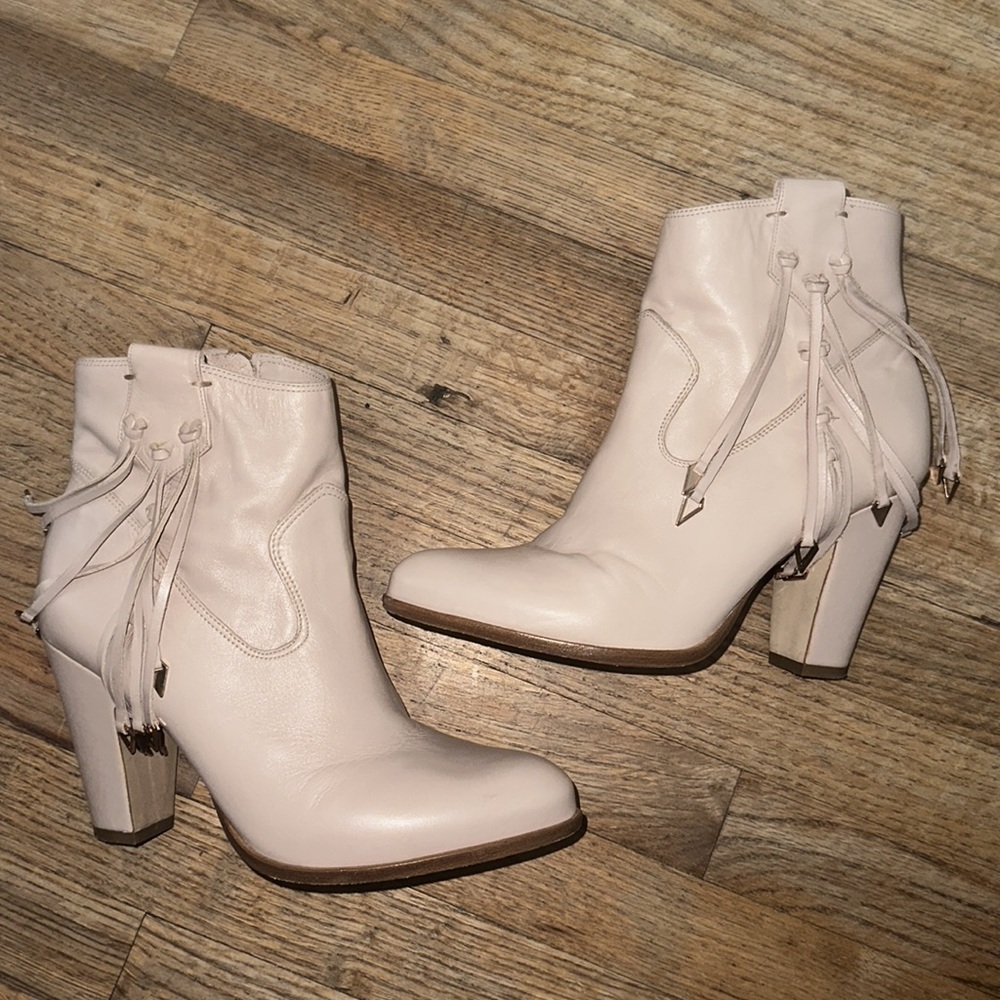 Kate Bosworth EMMA booties